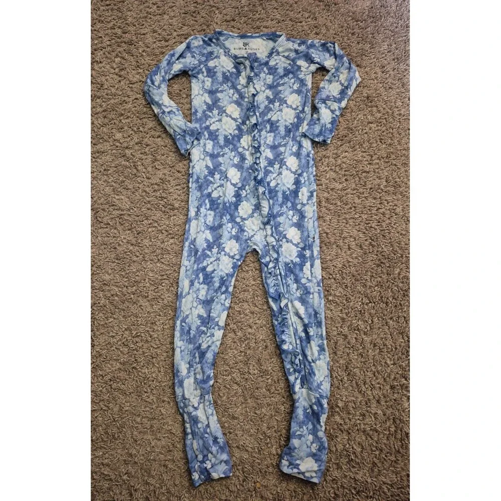 Bums and roses floral sleeper size 3T